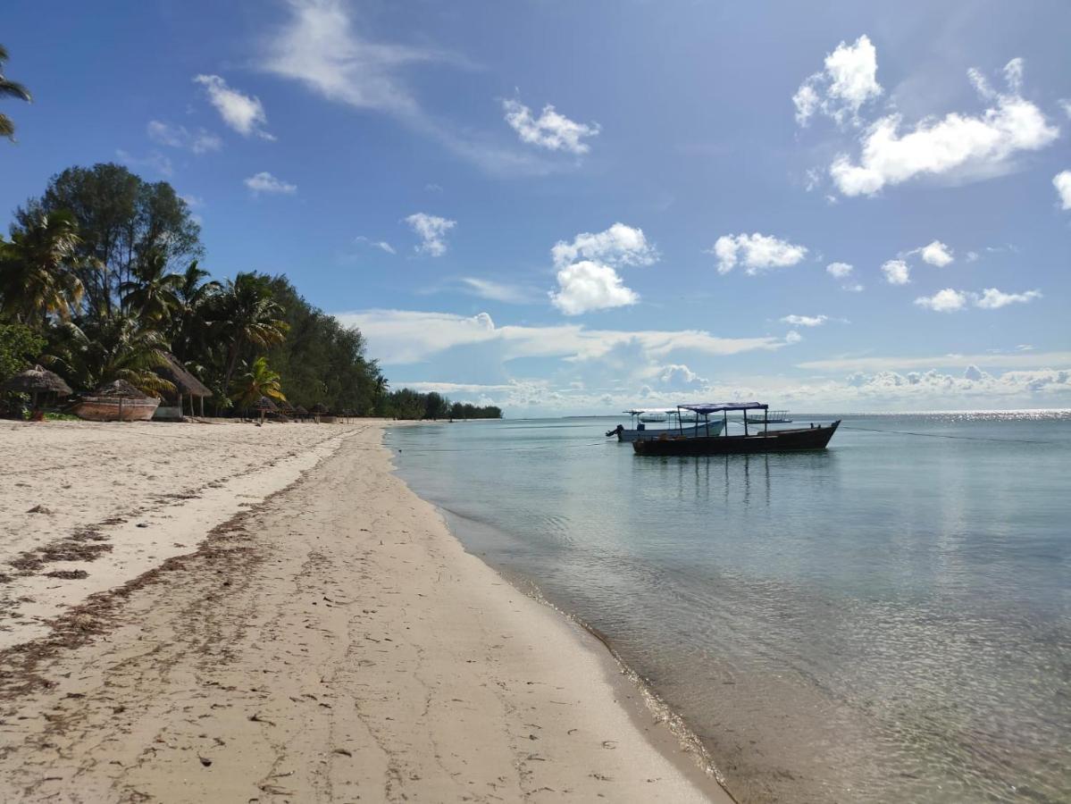 Juani Beach Bungalows Kilindoni Exterior foto