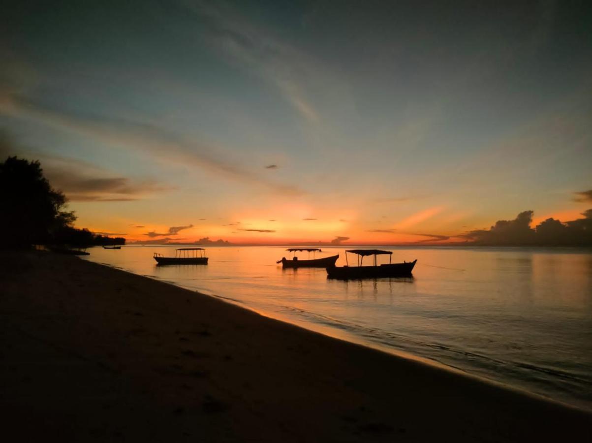 Juani Beach Bungalows Kilindoni Exterior foto