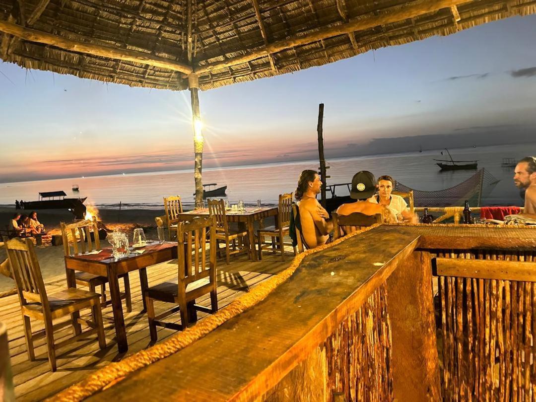 Juani Beach Bungalows Kilindoni Exterior foto
