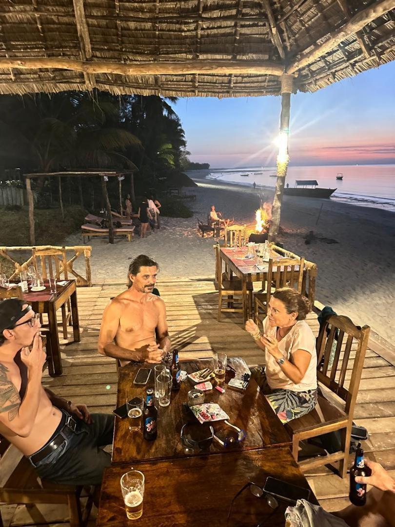 Juani Beach Bungalows Kilindoni Exterior foto